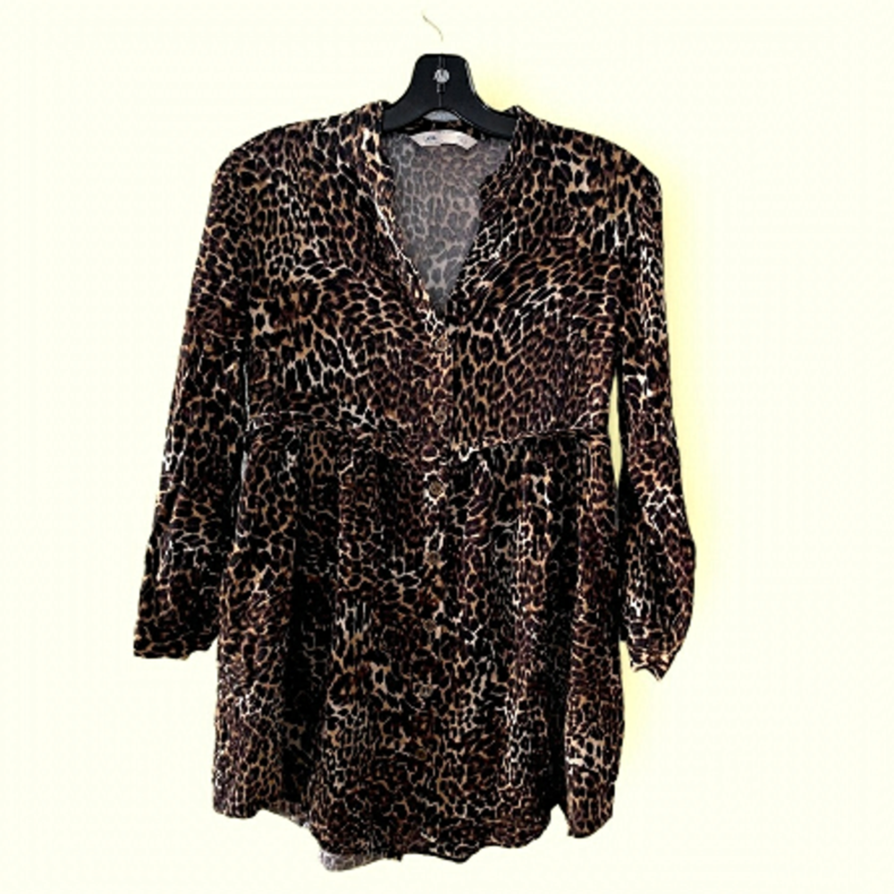 ZARA Animal Print Buttoned Top Size XS